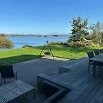 Modern With Sea View In Bokn *