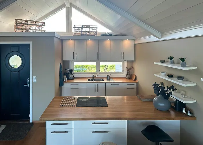 Сasa de vacaciones Modern With Sea View In Bokn Bore