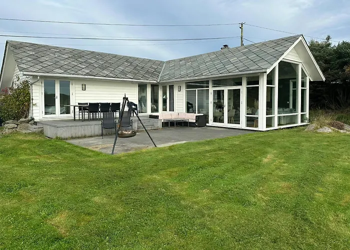 Modern With Sea View In Bokn * Bore