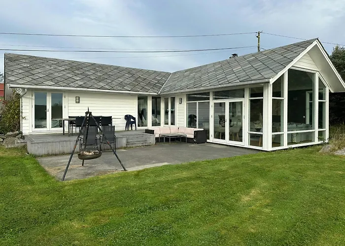 Modern With Sea View In Bokn